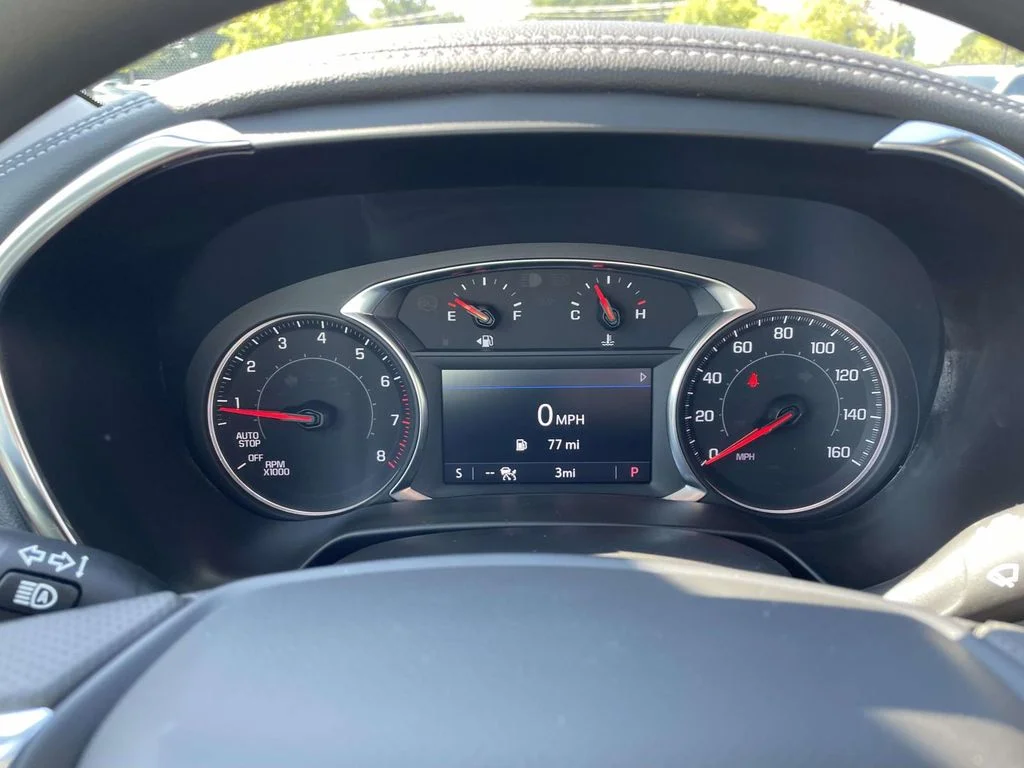 New 2026 Sterling Gray Metallic Chevrolet 2LT image 21