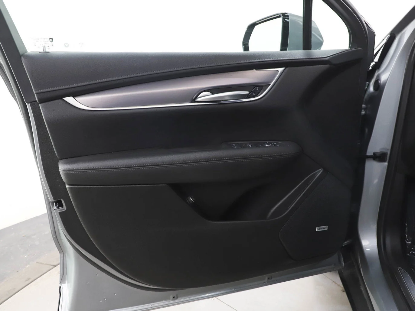 Used 2025 Gray Cadillac Luxury image 21