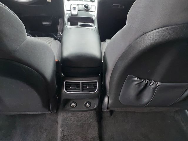 Used 2021 Gray Hyundai SE image 20