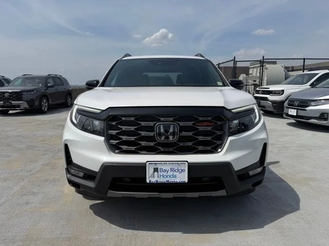 Used 2023  Honda TrailSport image 2