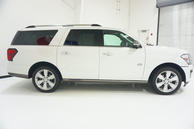 Used 2024 Star White Metallic Tri-Coat Ford King Ranch image 4