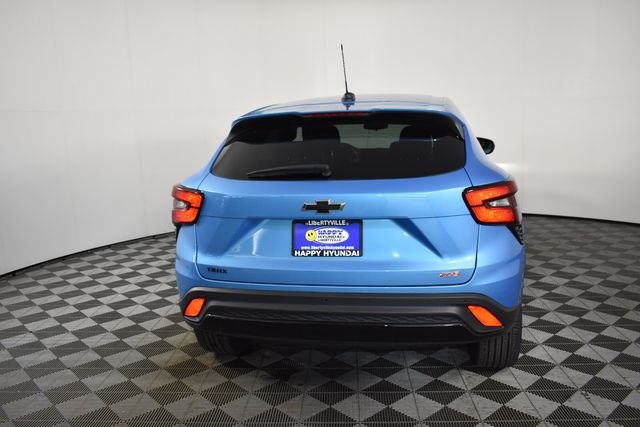 Used 2025 Blue Chevrolet 1RS image 8