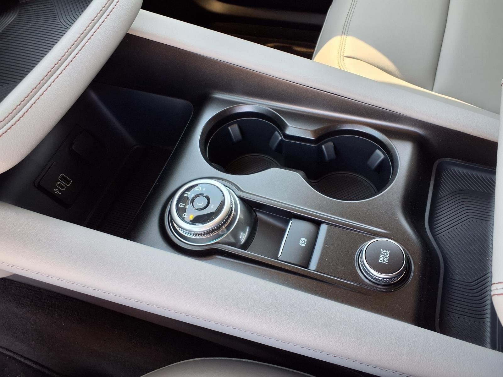 New 2026 Carbonized Gray Metallic Ford Active image 7