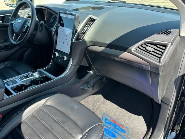 Used 2024 Agate Black Metallic Ford SEL image 8