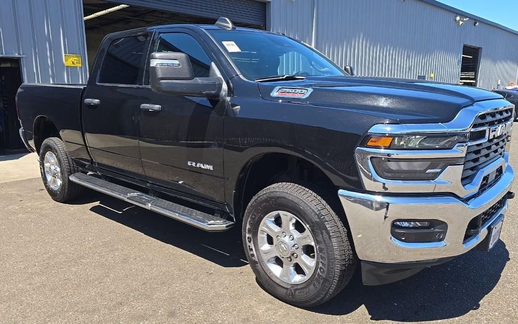 Used 2025 Black Ram Big Horn image 2