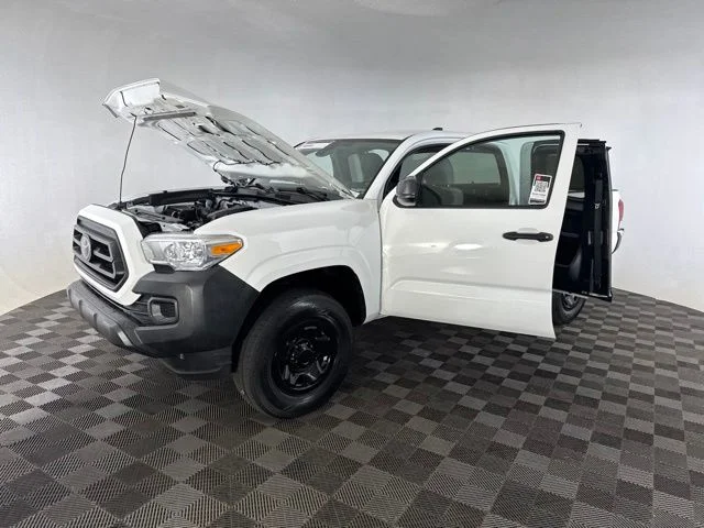 Used 2022 White Toyota SR image 10