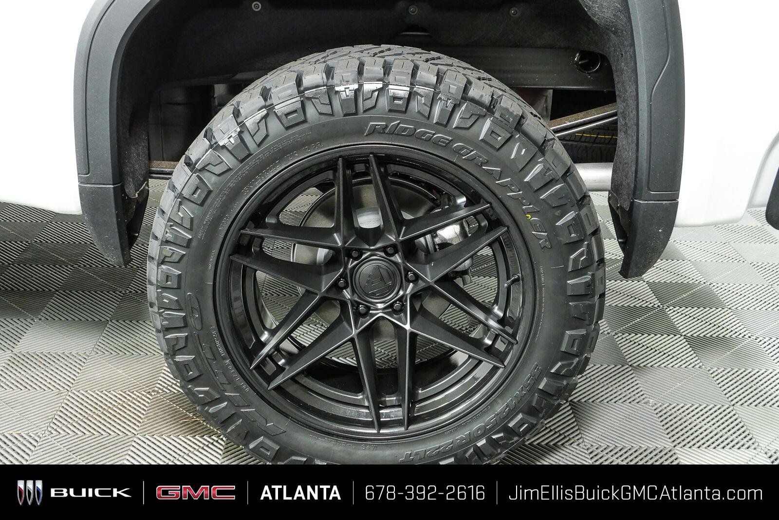 2026 GMC Sierra 1500 AT4 - Photo 37