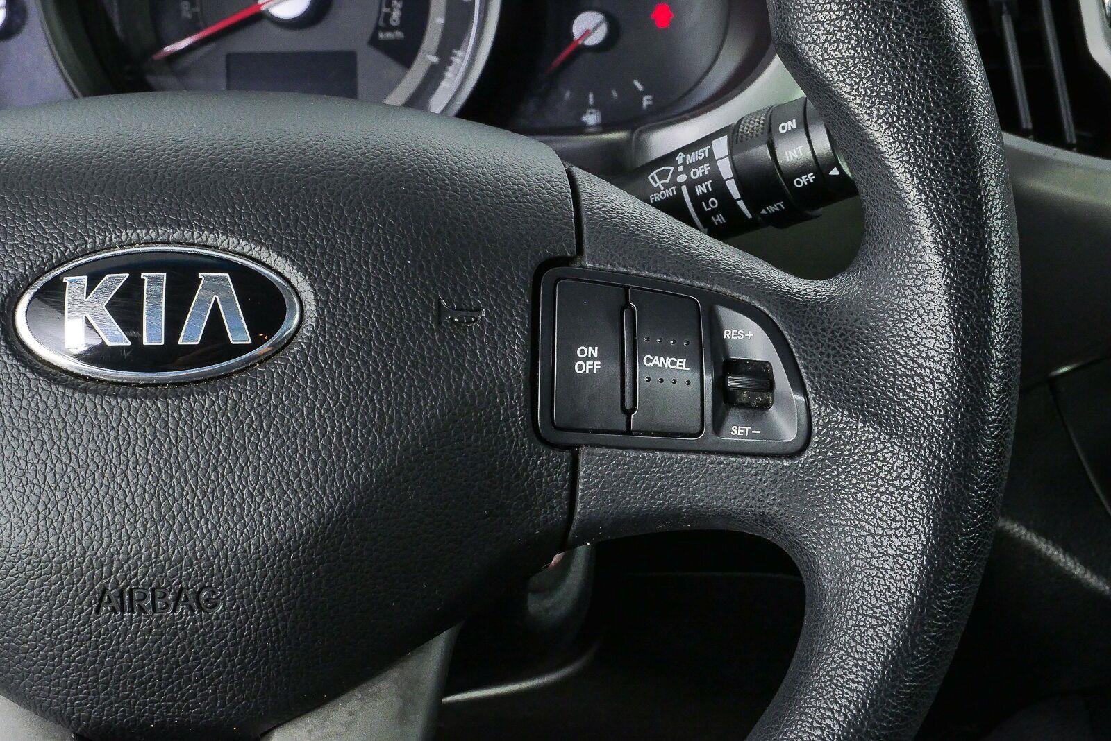 Used 2016 Mineral Silver Kia LX image 19