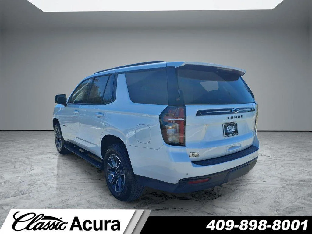 Used 2023 Iridescent Pearl Tricoat Chevrolet 4WD 4dr Z71 image 2