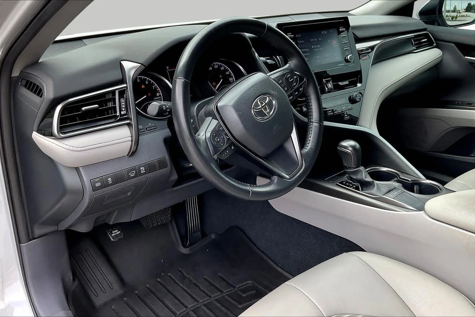 Used 2024 Ice Edge Toyota SE image 17