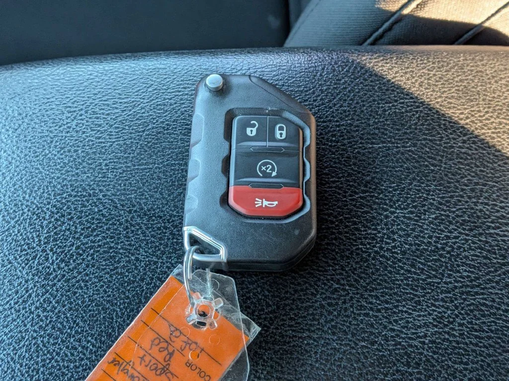 Used 2020 Red Clearcoat Jeep Unlimited Sport image 27