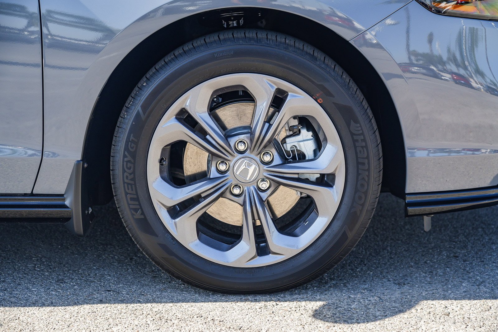 New 2026 Urban Gray Pearl Honda EX-L image 10
