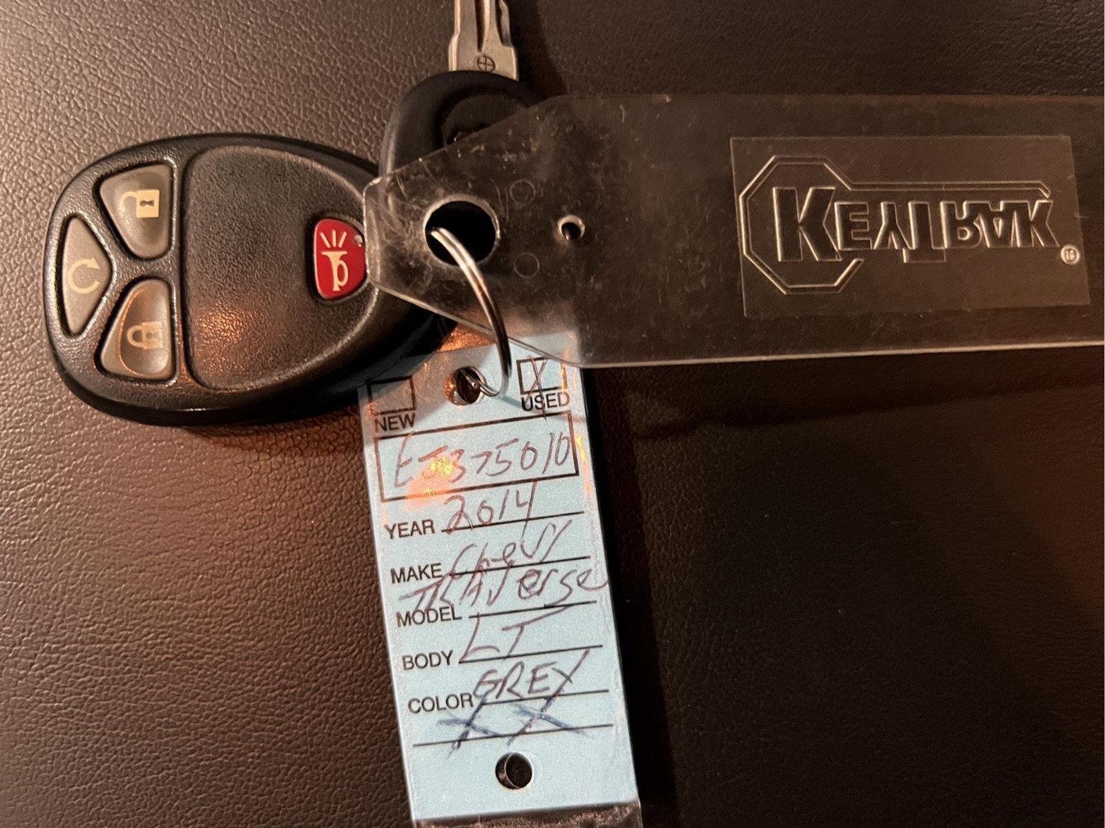 Used 2014 Black Granite Metallic Chevrolet LT image 33