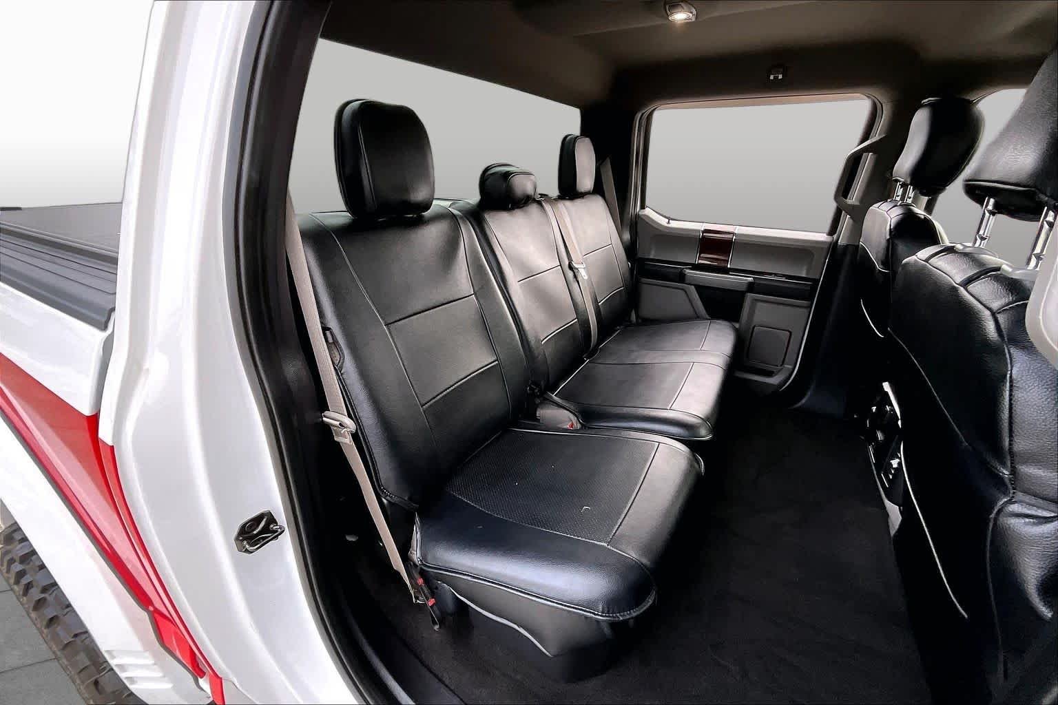 Used 2019 Oxford White Ford XLT image 19