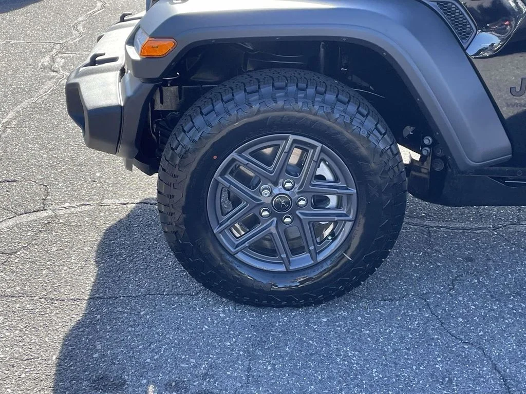 New 2026 Black Clear-Coat Exterior Paint Jeep Sport S image 10