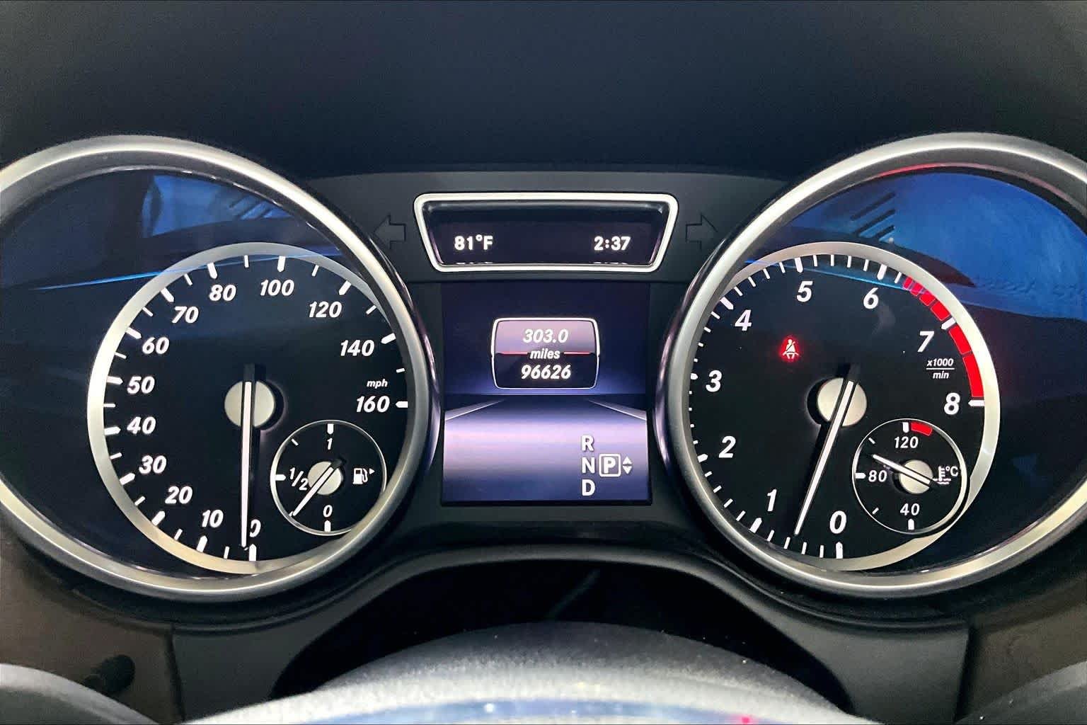 Used 2014 Lunar Blue Metallic Mercedes-Benz ML 350 image 25