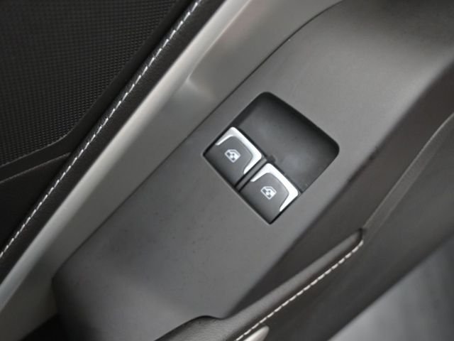 Used 2019 Gray Chevrolet Stingray Z51 image 21