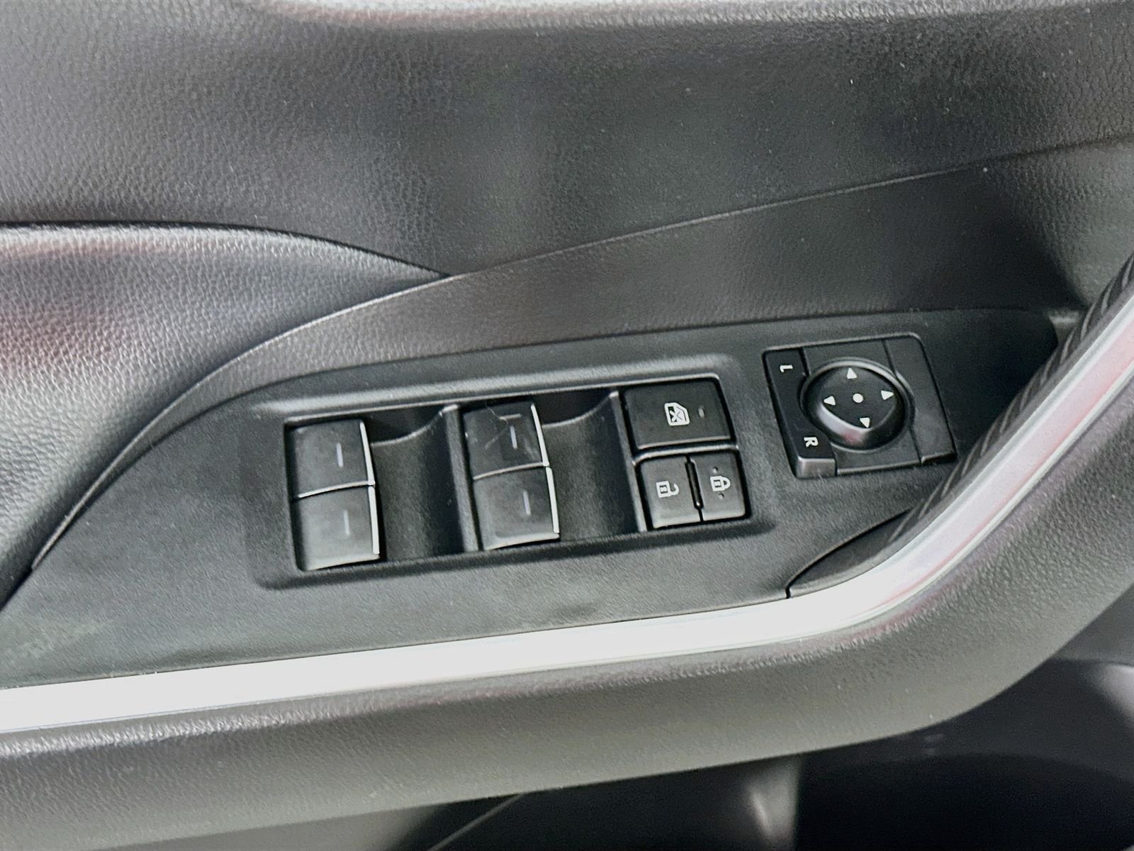 Used 2024 Ice Toyota XLE image 18