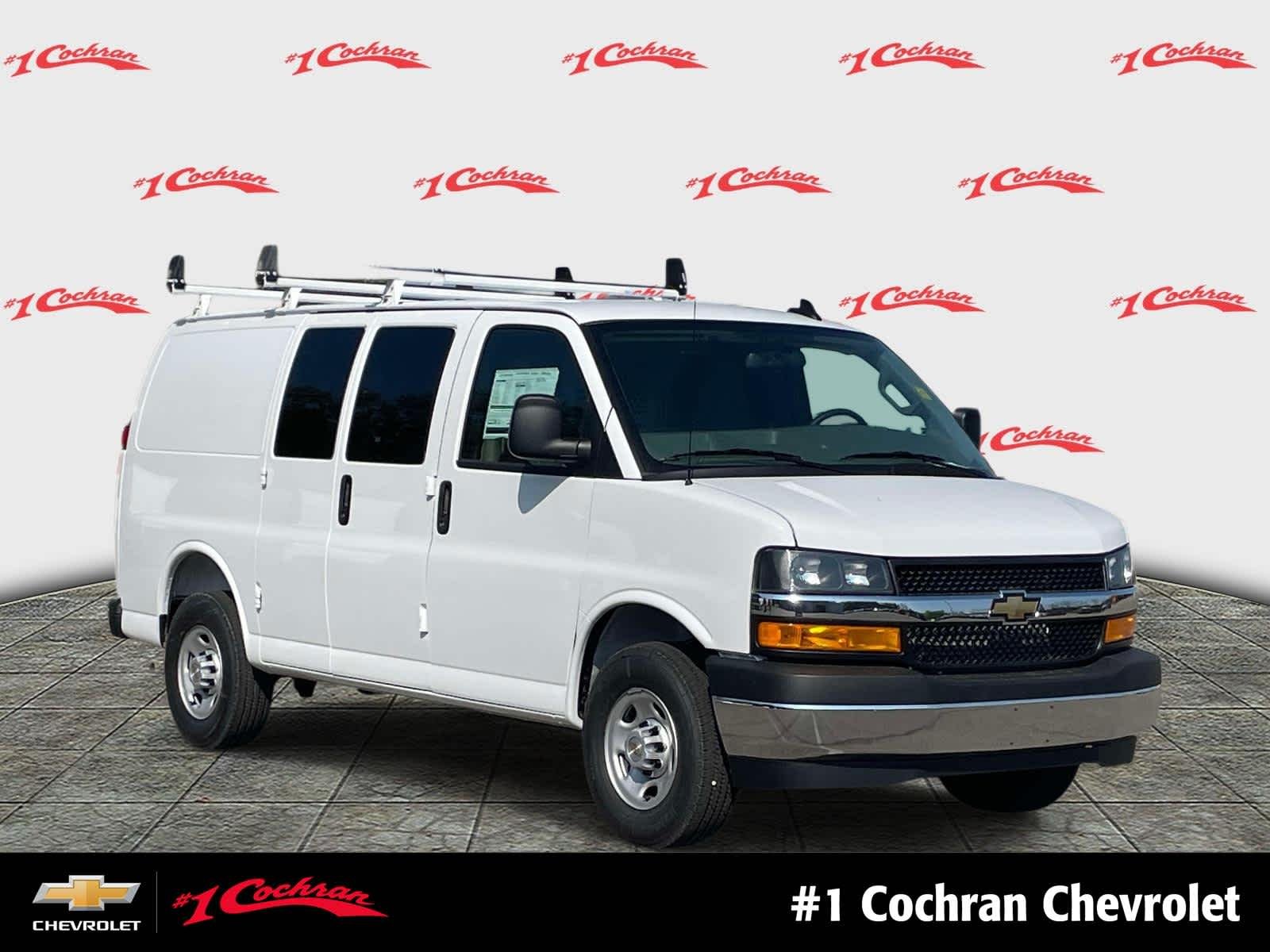 2026 Chevrolet Express 3500 Work Van HD's photo