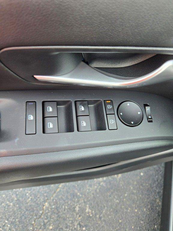 New 2026 Silver Hyundai SEL AWD image 20