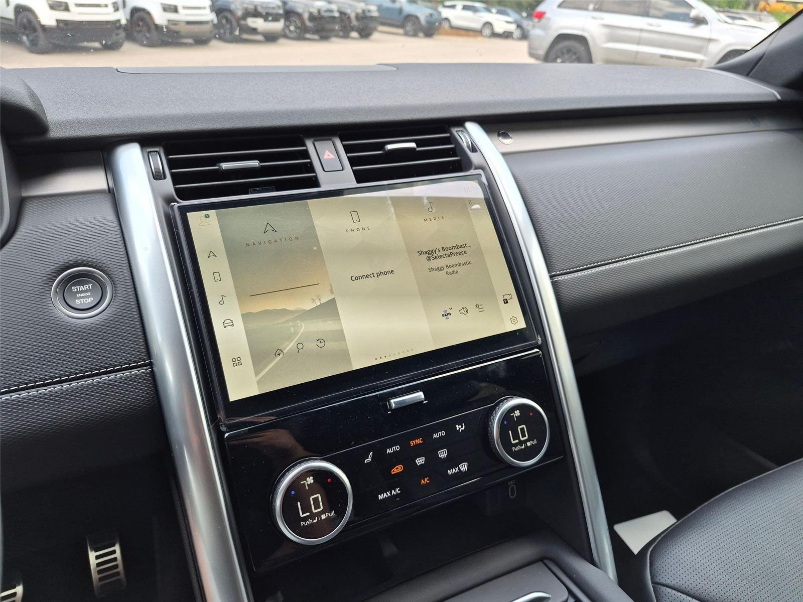 New 2026 Carpathian Grey Premium Metallic Land Rover Gemini Edition image 11