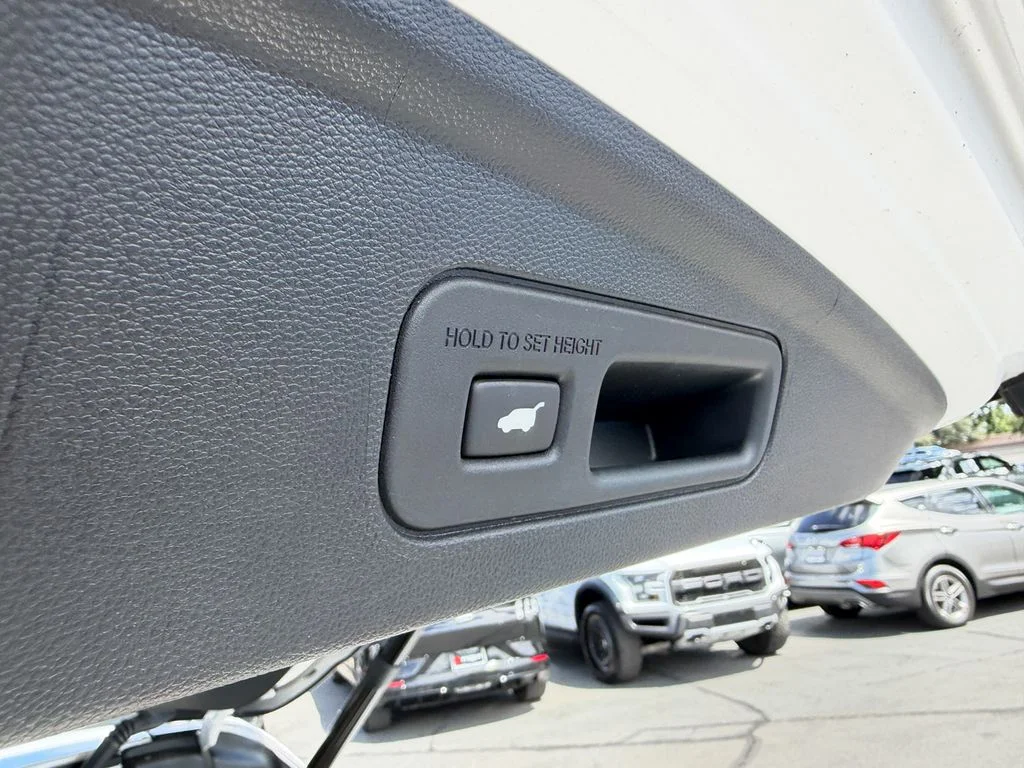New 2026 Platinum White Pearl Acura Advance Package image 32