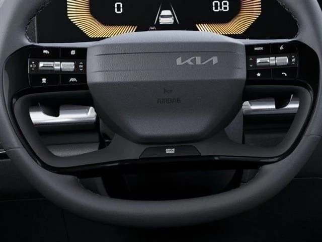 New 2027 Ivory Silver Kia EX image 22