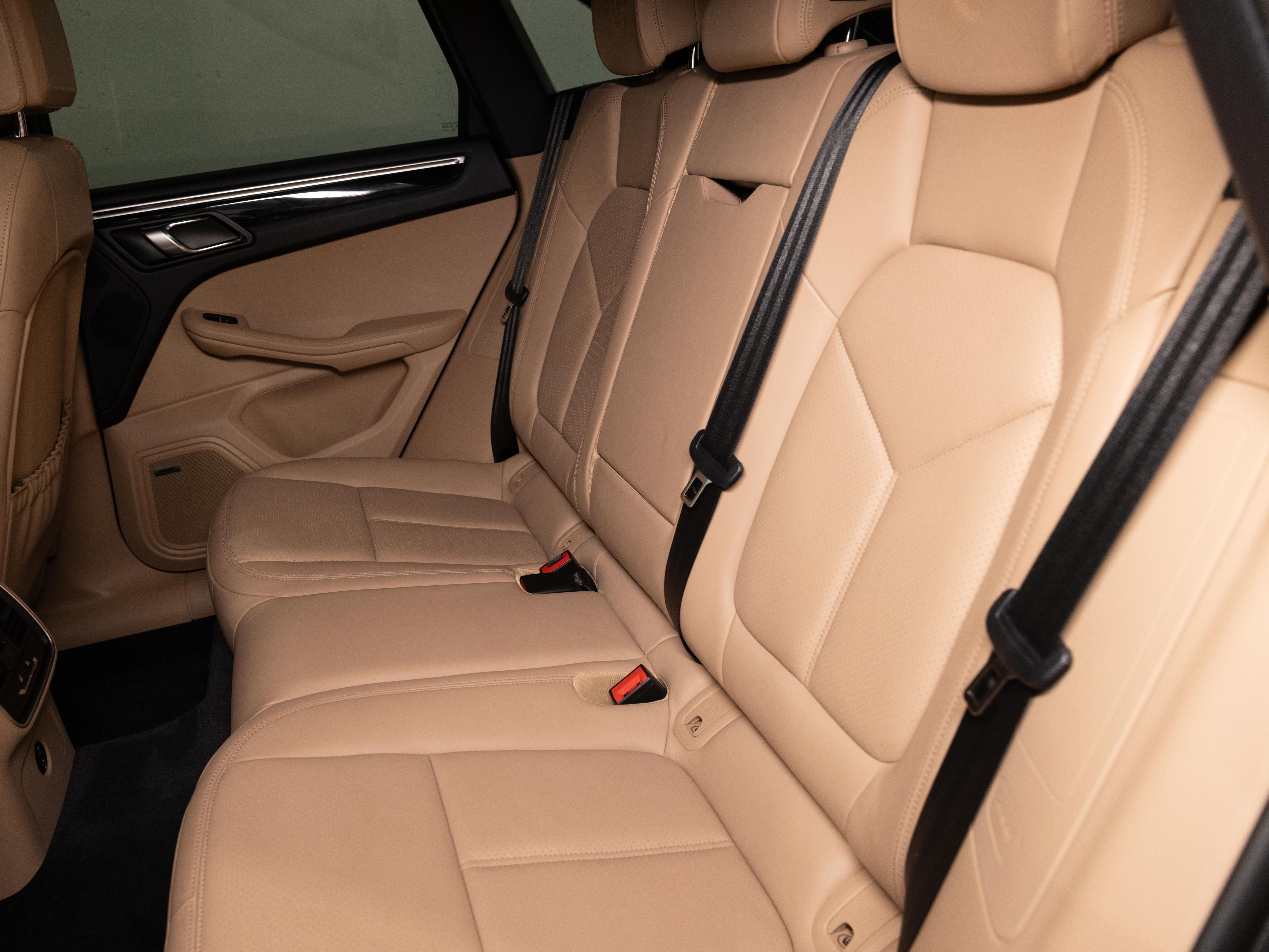 Certified Used 2023 Blue Porsche Base image 18