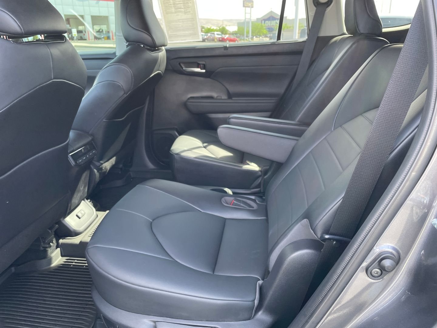 Used 2021 Gray Toyota XLE image 15