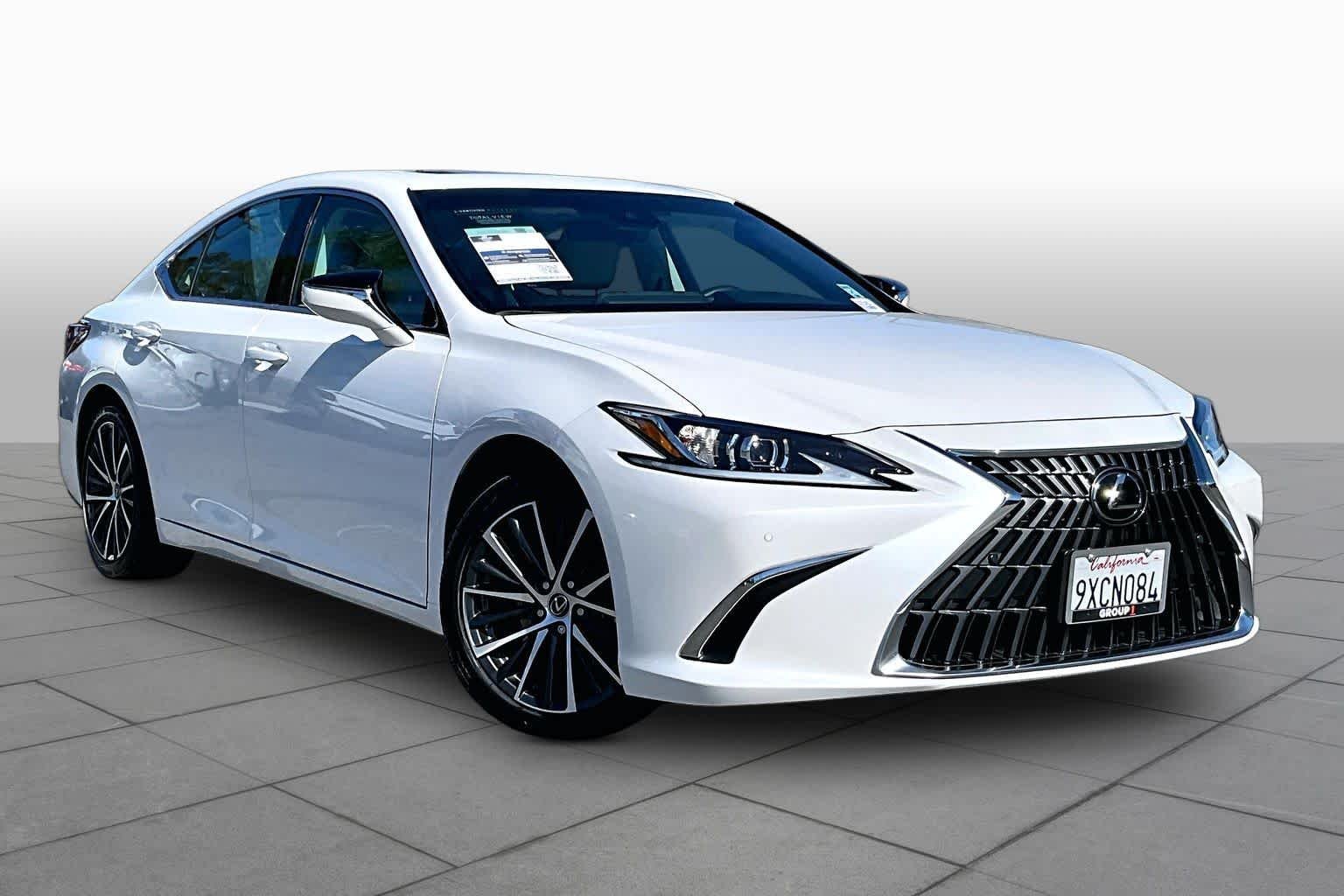 Certified Used 2025 Eminent White Pearl Lexus  image 2
