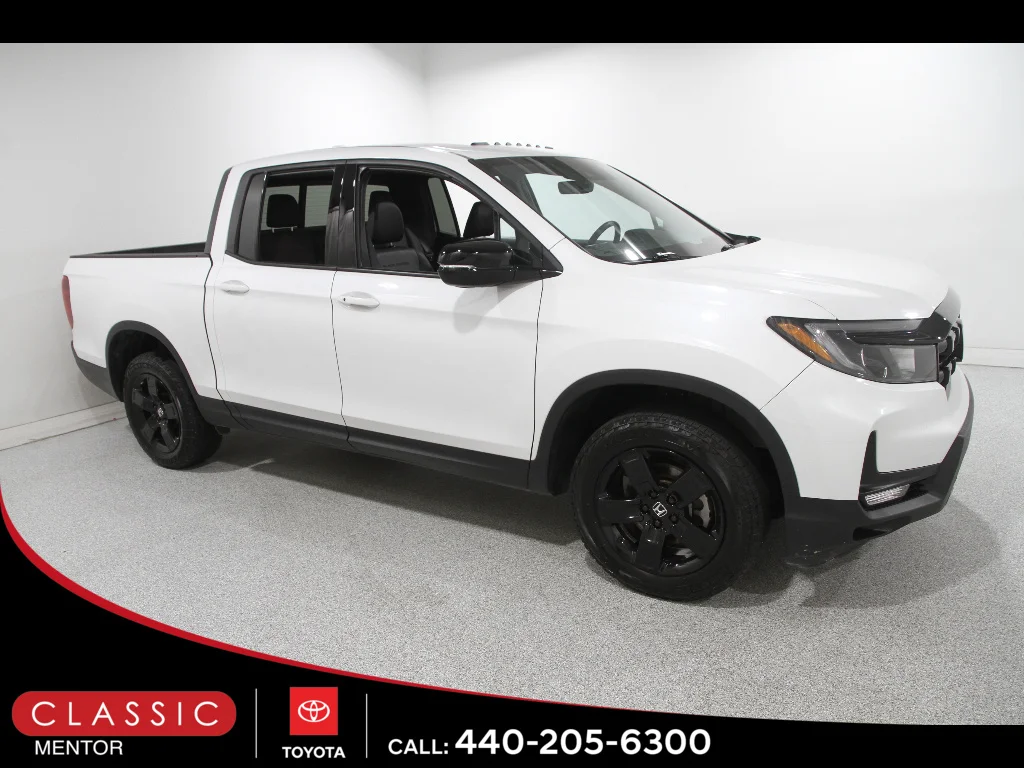 2024 Honda Ridgeline Black Edition's photo