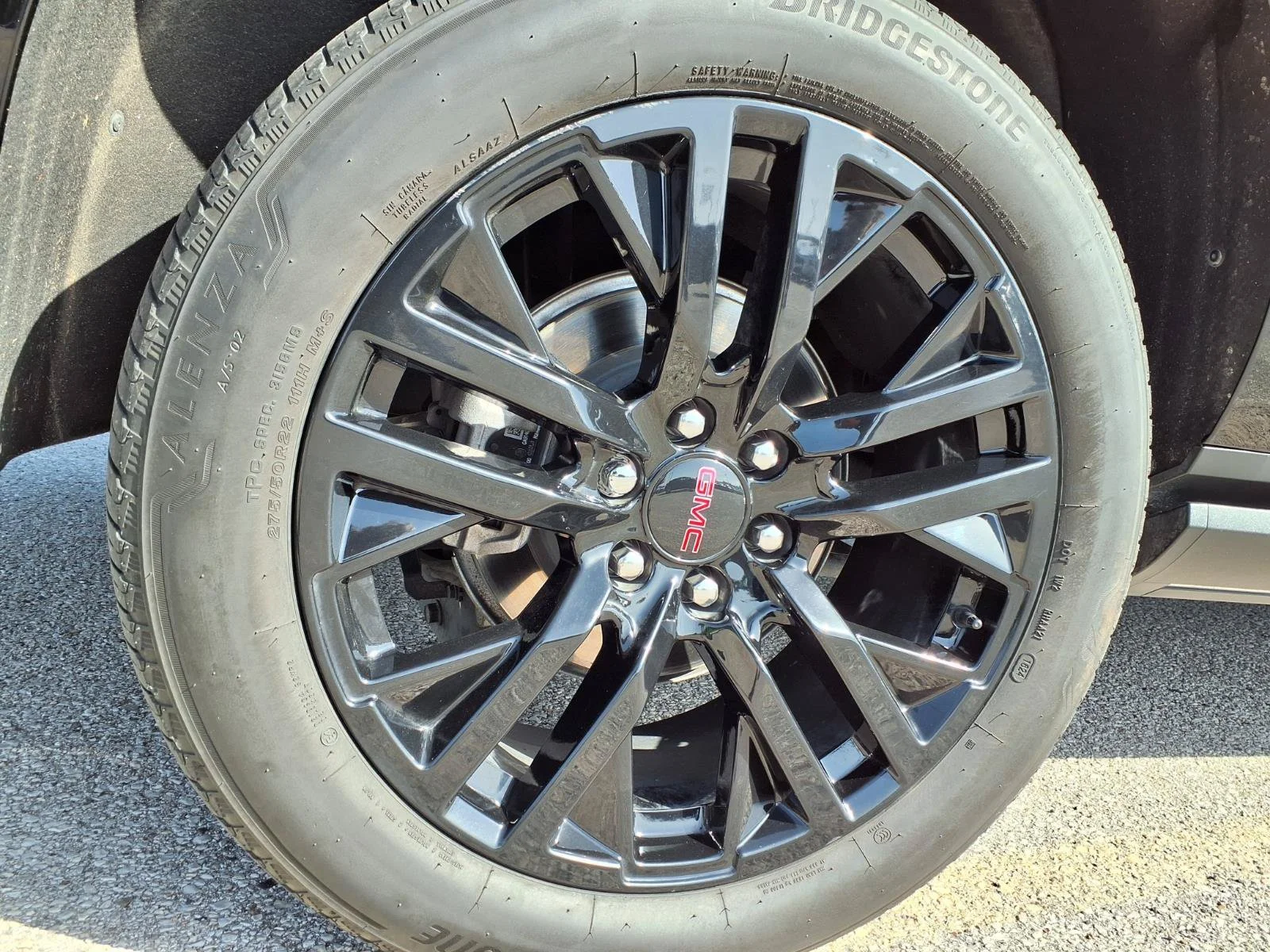 Used 2024 Onyx Black GMC Denali image 42