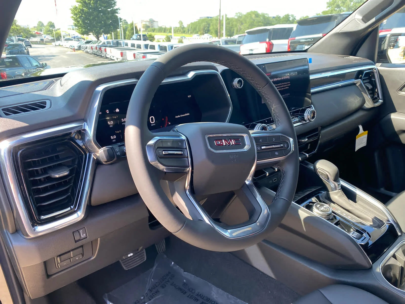 New 2026 Sterling Metallic GMC Elevation image 8