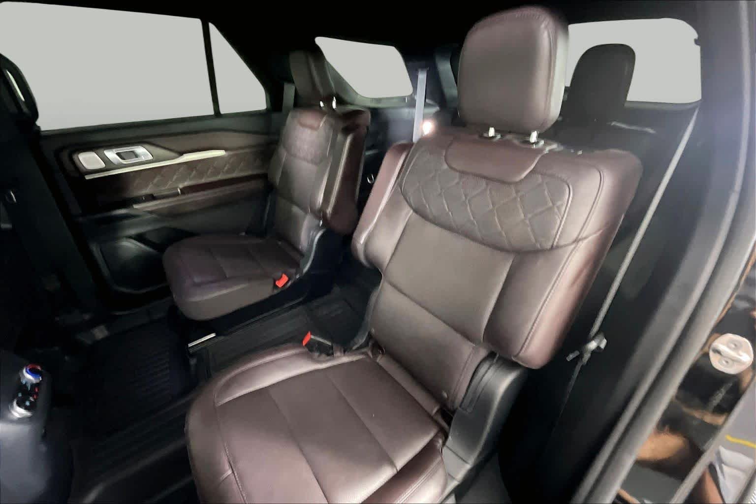 Used 2025 Agate Black Ford Platinum image 18