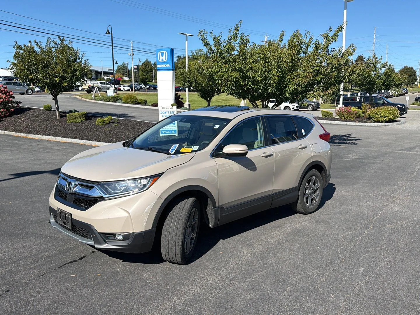 Used 2018 Sandstorm Metallic Honda EX image 3