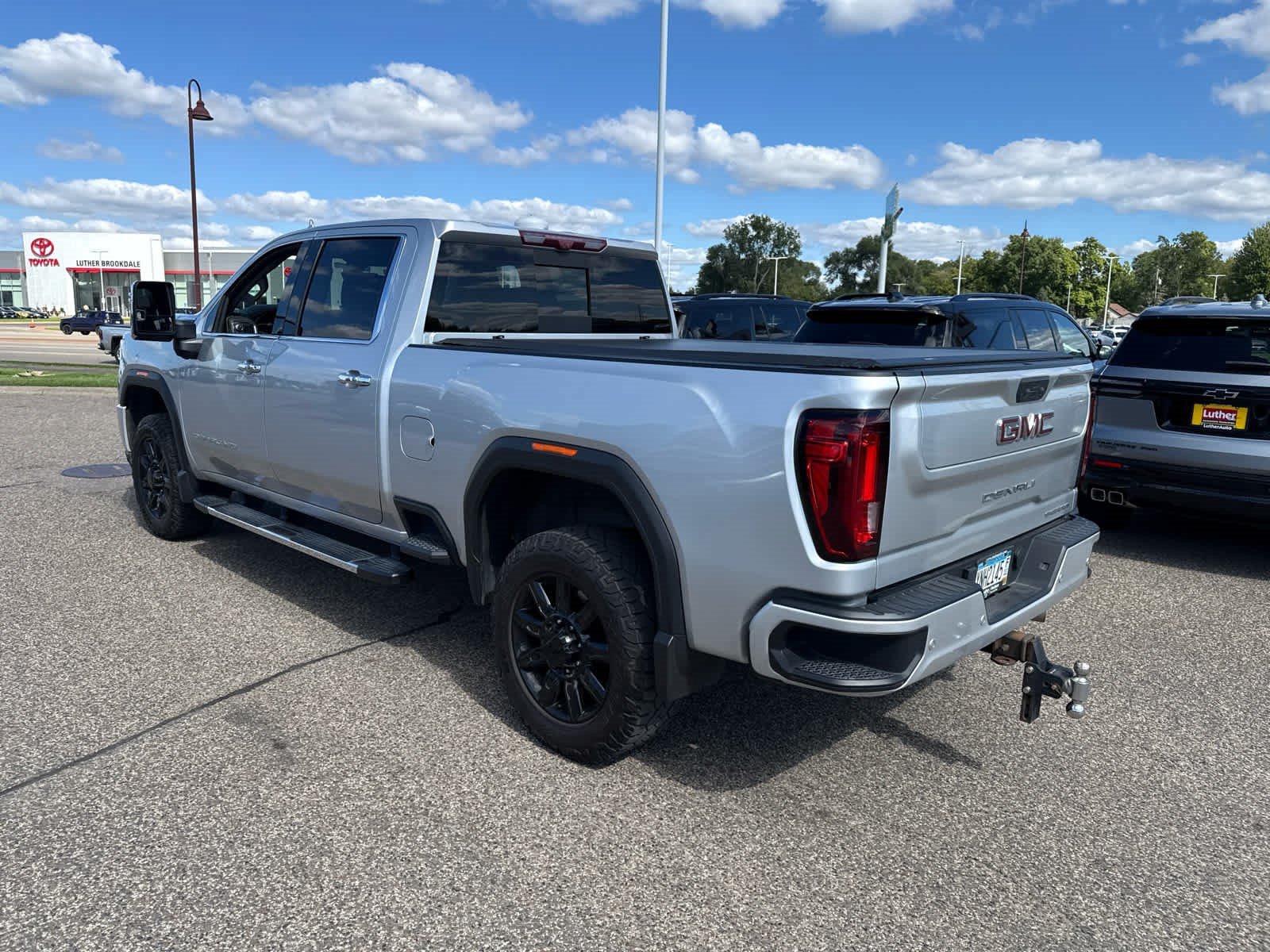 Used 2022 QUICKSILVER METALLIC GMC Denali image 5