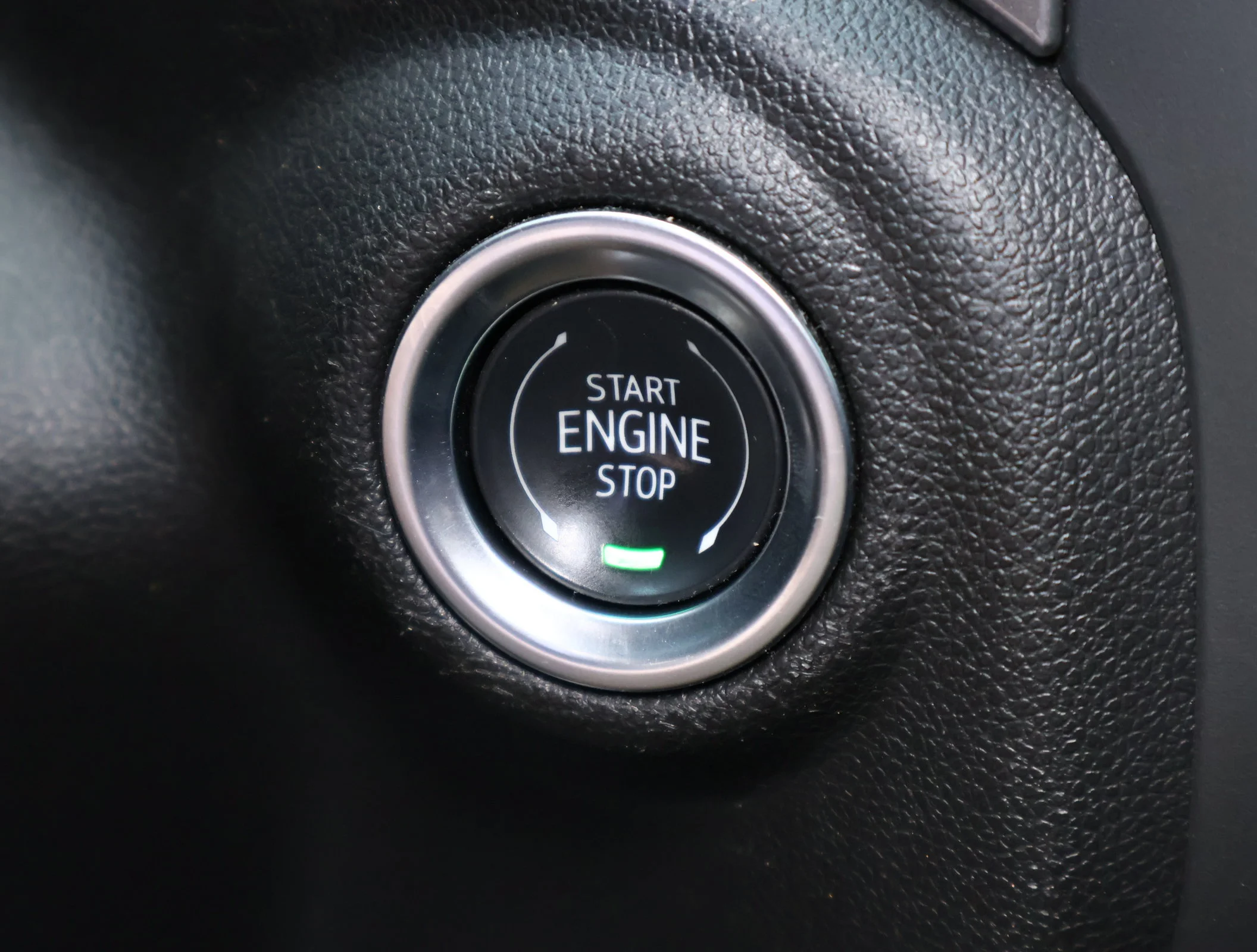 Used 2025 Summit White Chevrolet Custom image 17