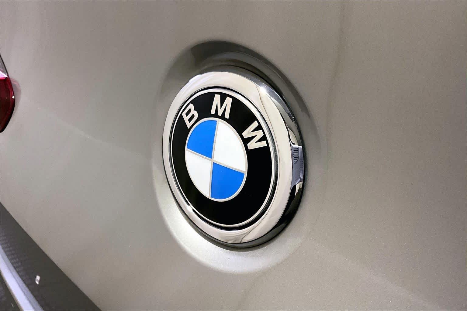 Used 2020 Donington Grey Metallic BMW Competition image 32