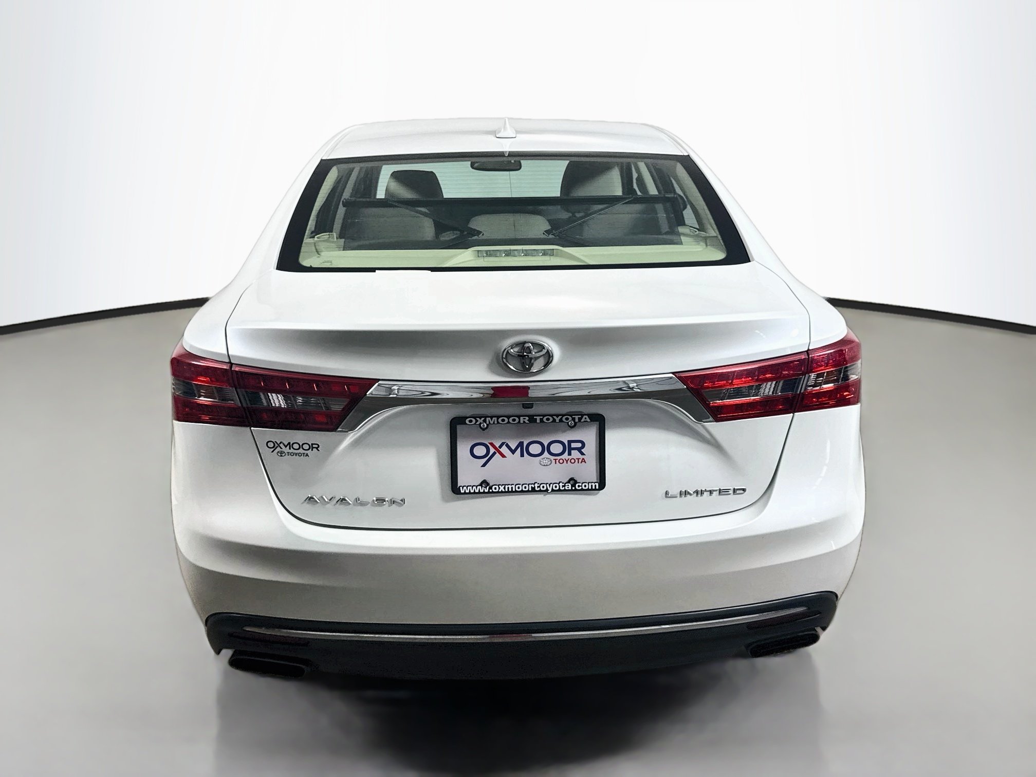 Used 2016 Blizzard Pearl Toyota Limited image 6