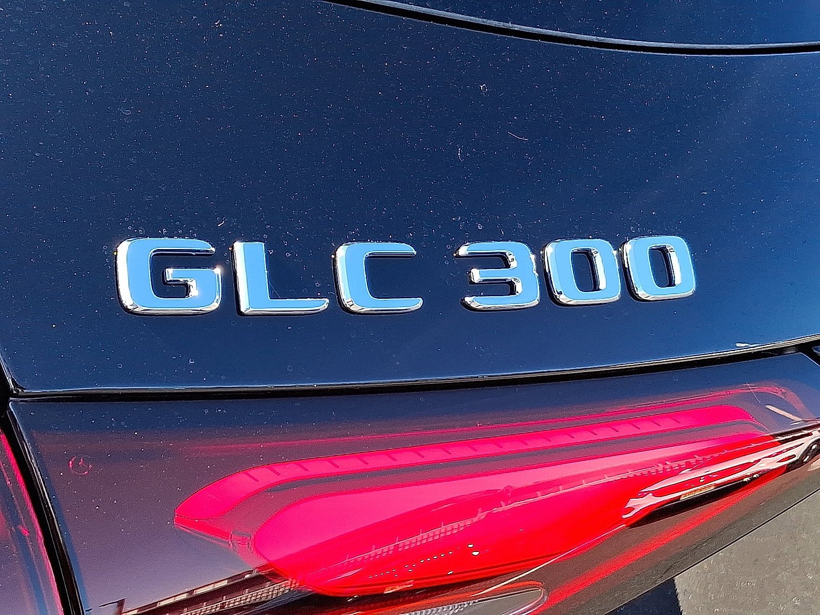 Certified Used 2026 Black Mercedes-Benz GLC 300 image 15