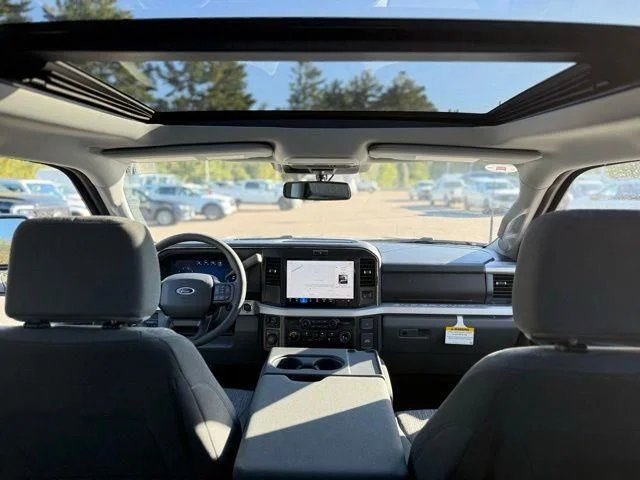 2026 Ford F-350 Super Duty XLT - Photo 31