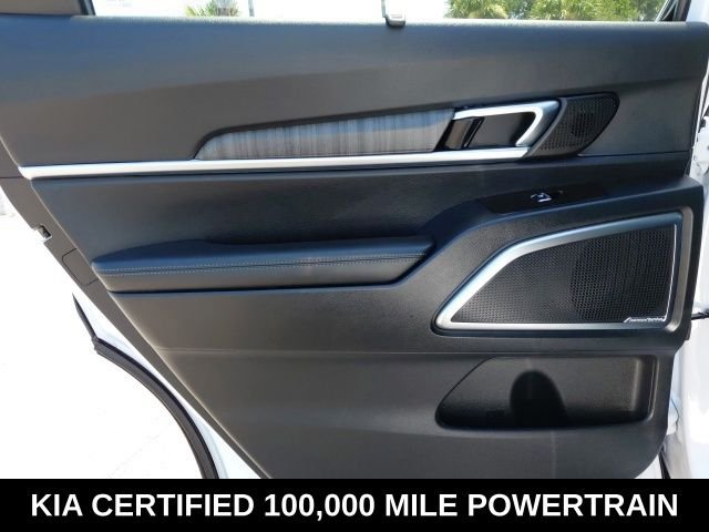 Used 2025 White Kia SX image 26