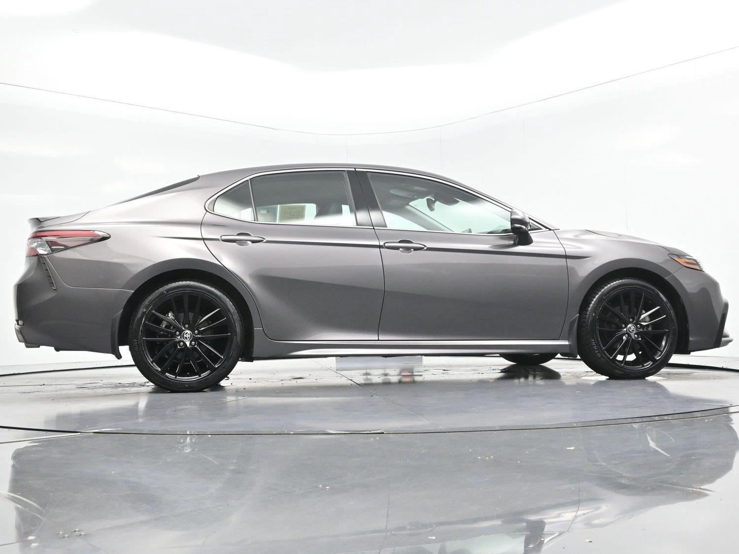 Used 2022 Predawn Gray Mica Toyota XSE image 53