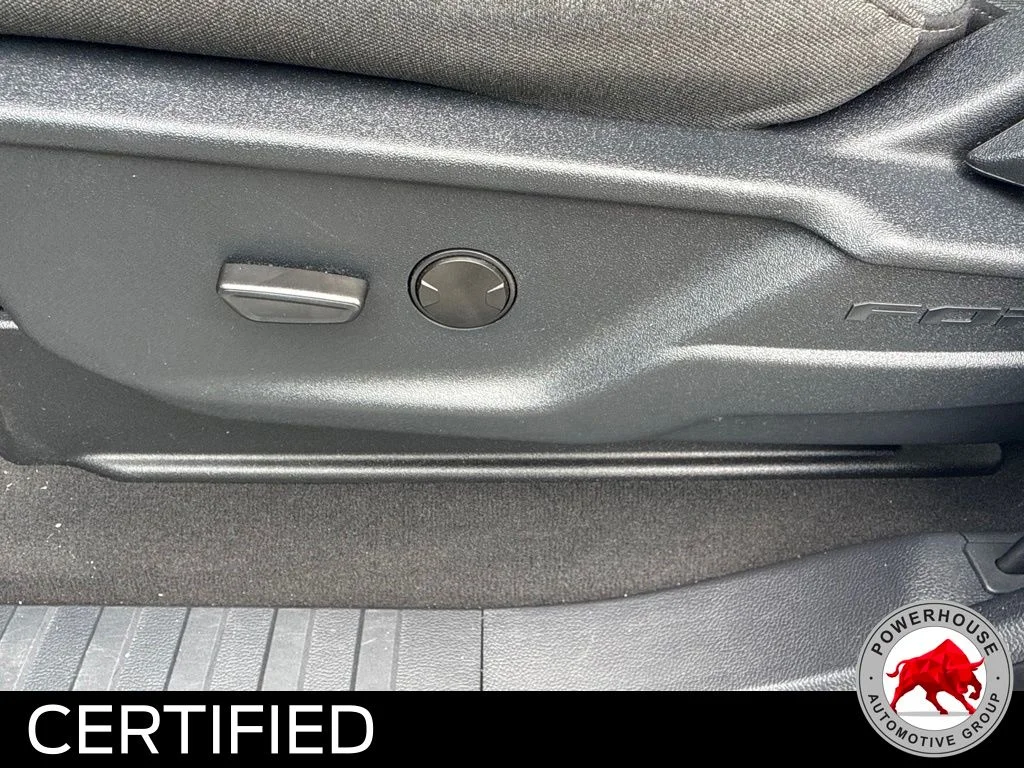 Used 2025 White Ford XLT image 12