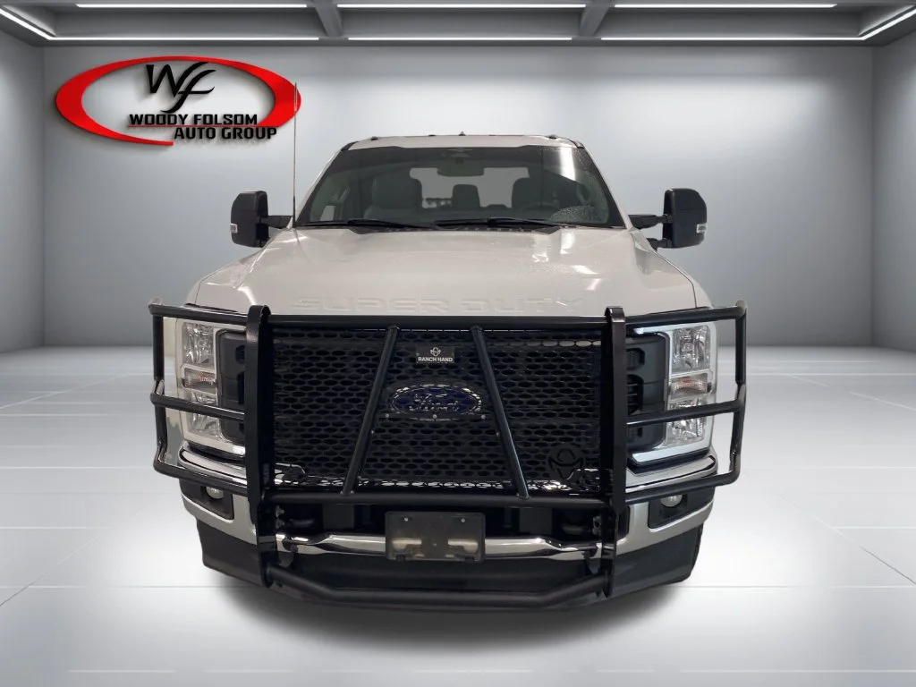 Used 2023 Oxford White Ford XL image 2