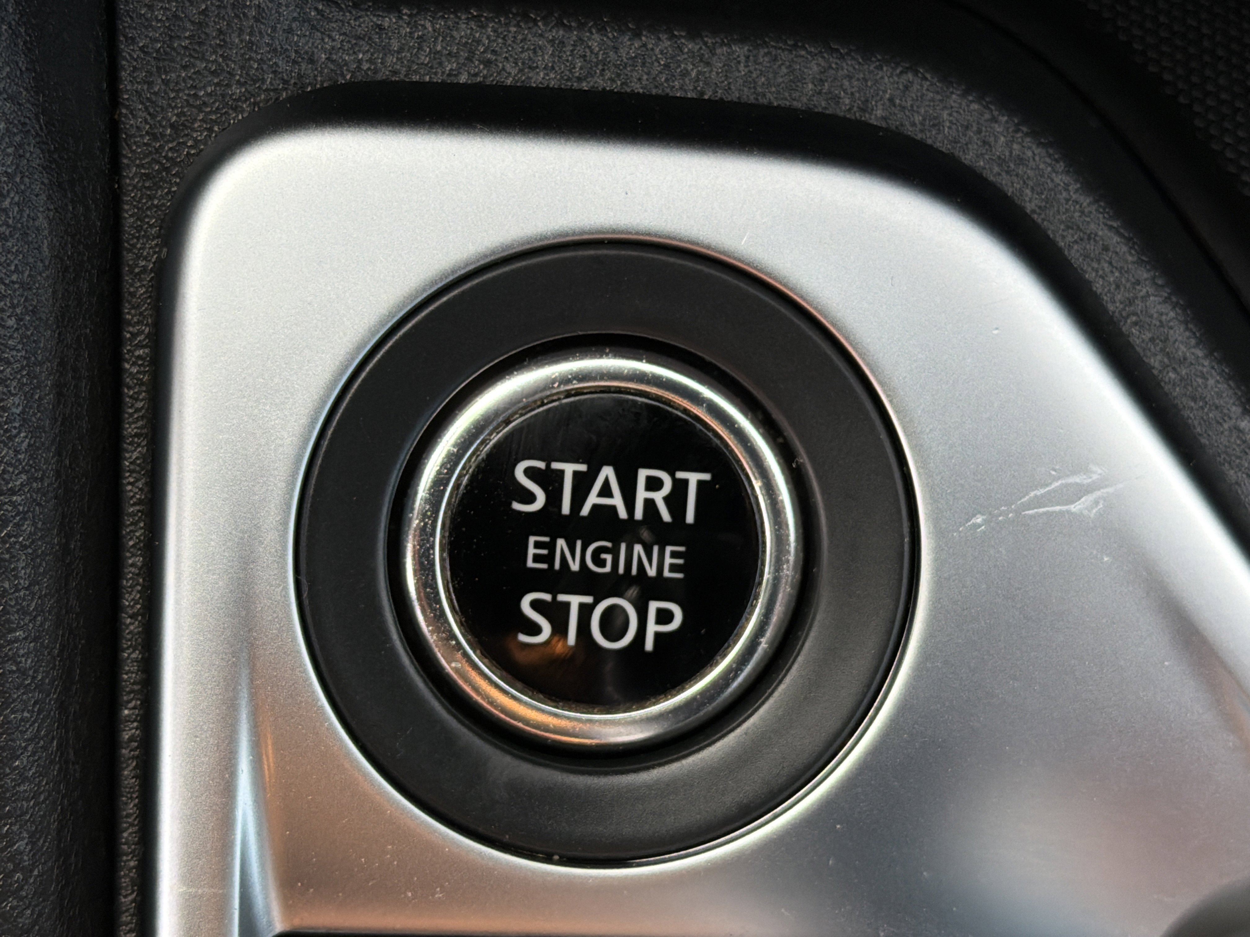 Used 2025 Electric Blue Metallic Nissan SV image 33