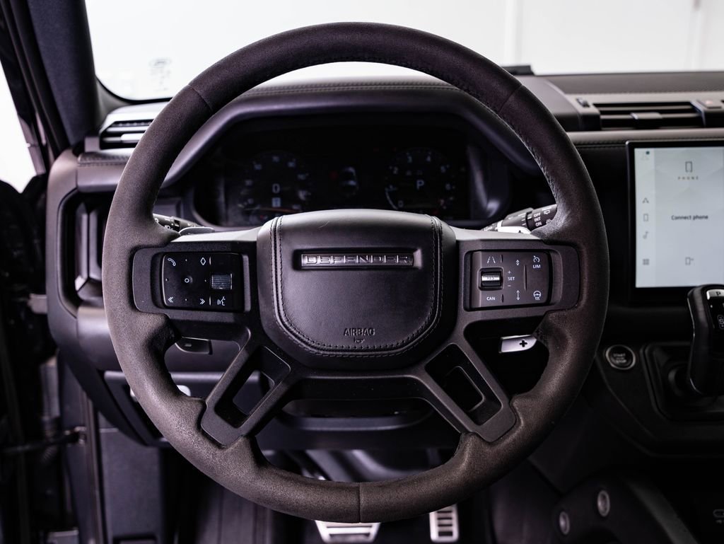 Used 2023 Carpathian Gray Premium Metallic Land Rover V8 image 39