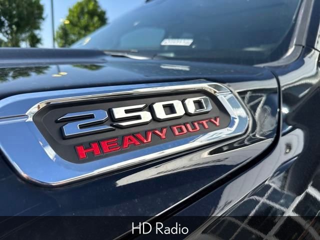 New 2025 Diamond Black Crystal Pearl-Coat Exterior Paint RAM Laramie image 11