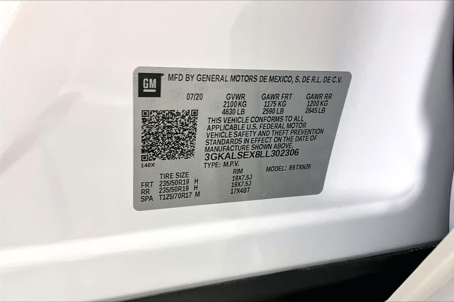 Used 2020 WHITE FROST TRICOAT GMC Denali image 34