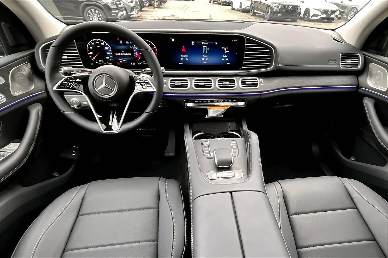 New 2026 040/Black Mercedes-Benz GLS 450 image 8